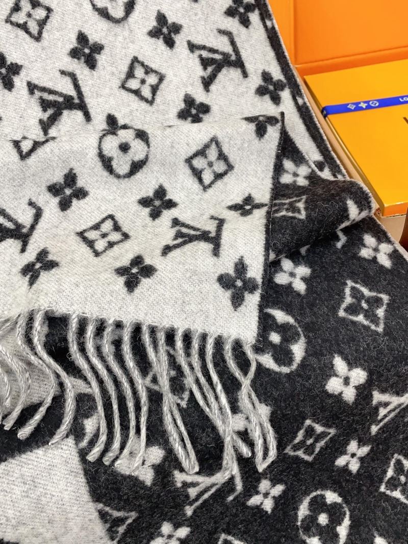 Louis Vuitton Scarf